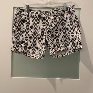 Volcom Shorts Size 5